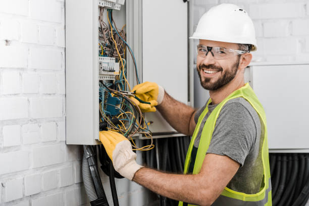 Best Licensed Electrician  in Solana Beach, CA