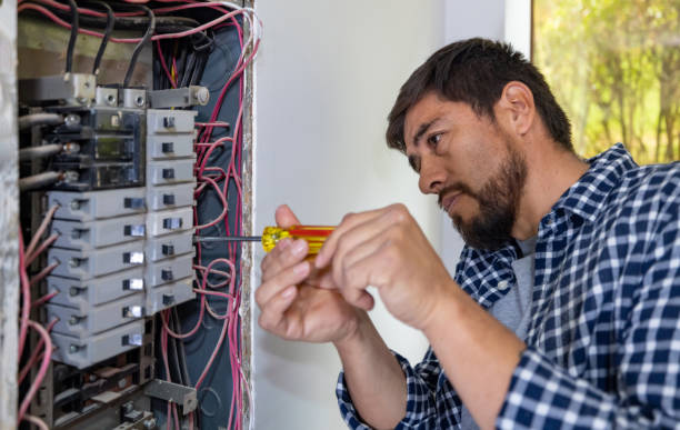 Best Commercial Electrician Services  in Solana Beach, CA